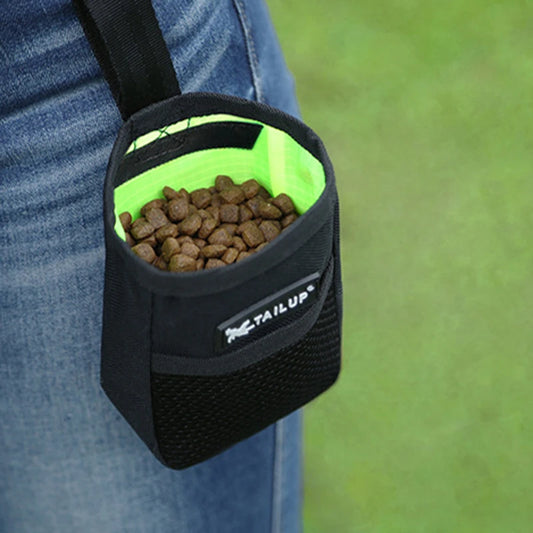 Mini Portable Pet Summer Supplies Dog Snack Bag Outdoor Training Bag Convenient Carry-On for Dogs
